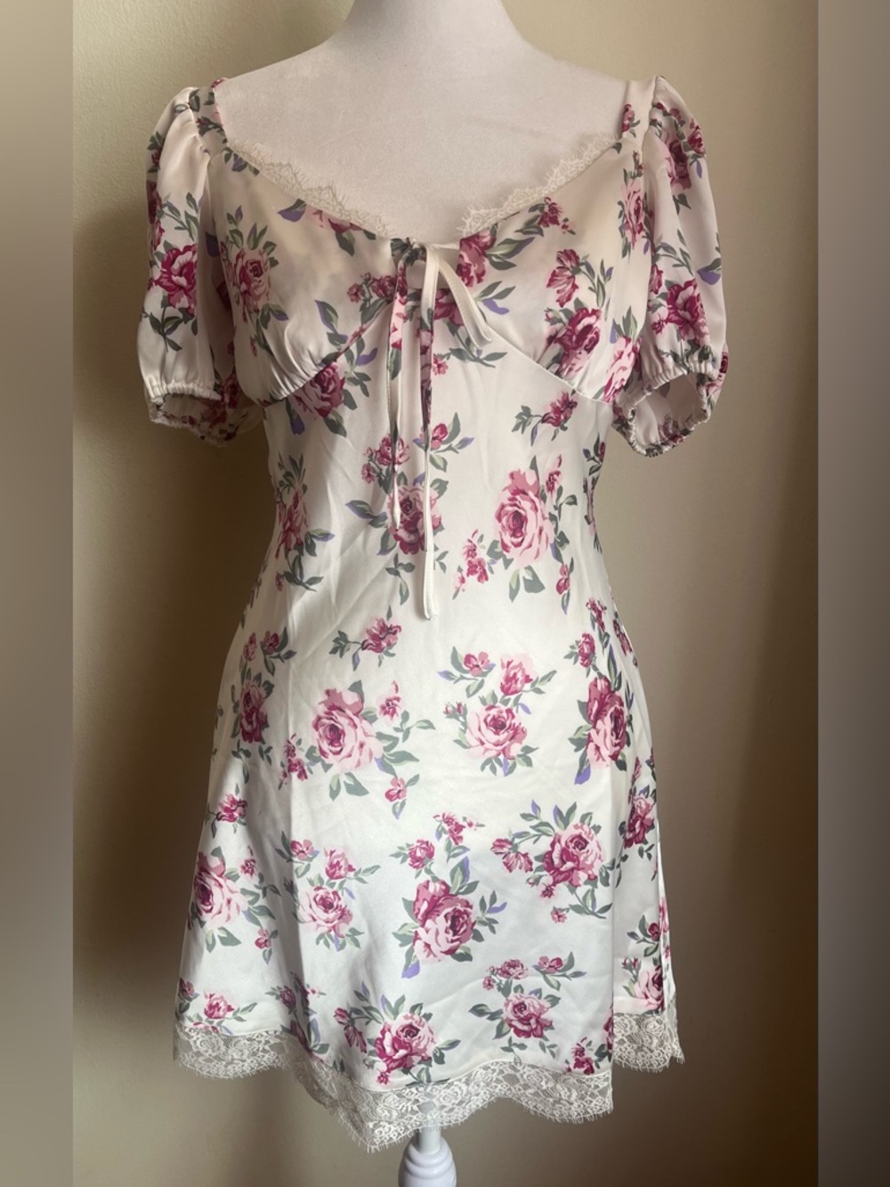 Forever 21 Floral  Puff Sleeve Dress size Small